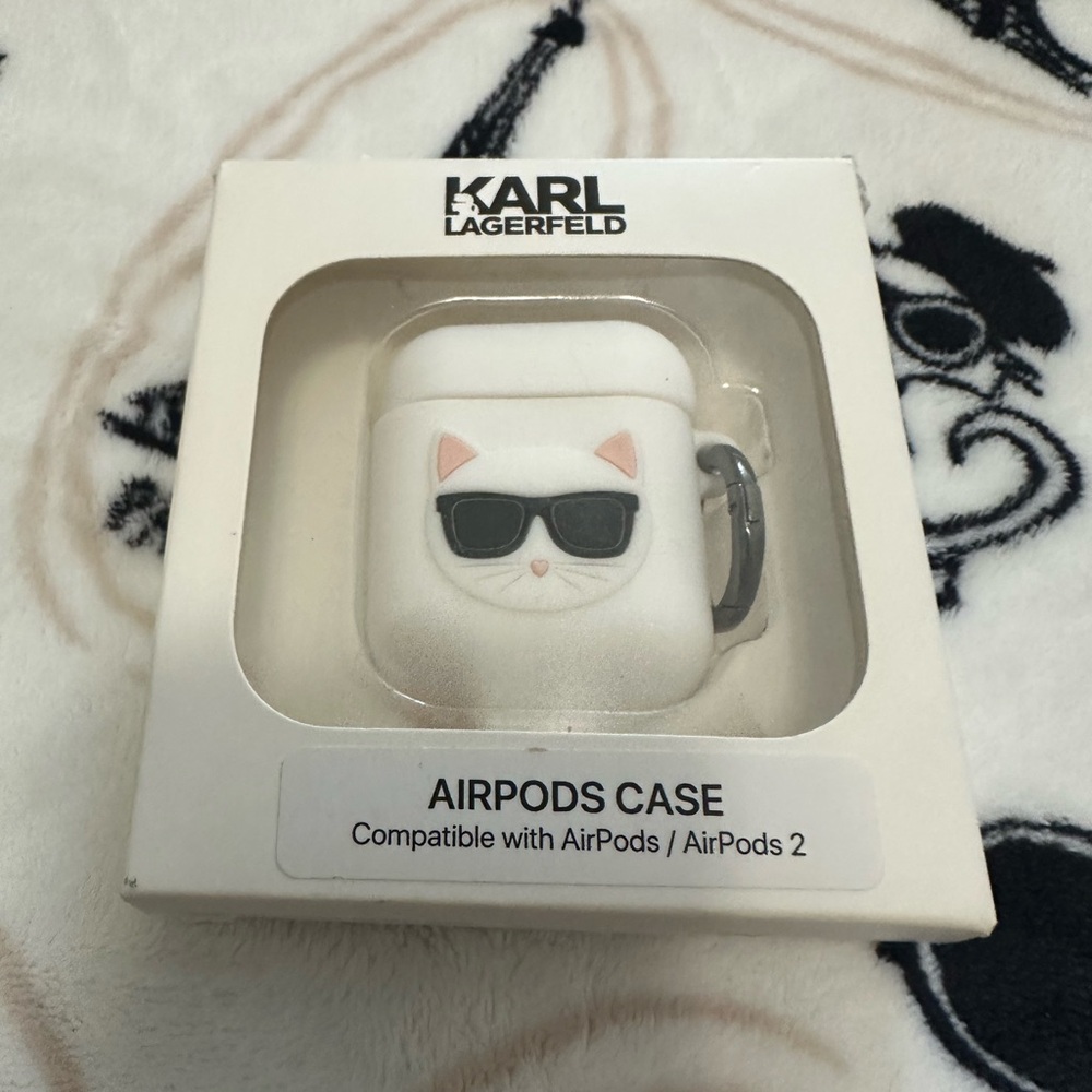 Karl Lagerfeld Airpods 2 Case